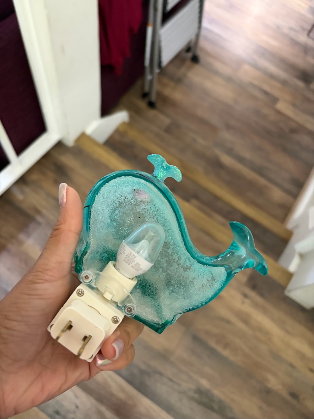 Turquoise Glitter Whale Night Light - Picture 2 of 2